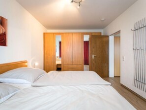 1 bedroom, free internet