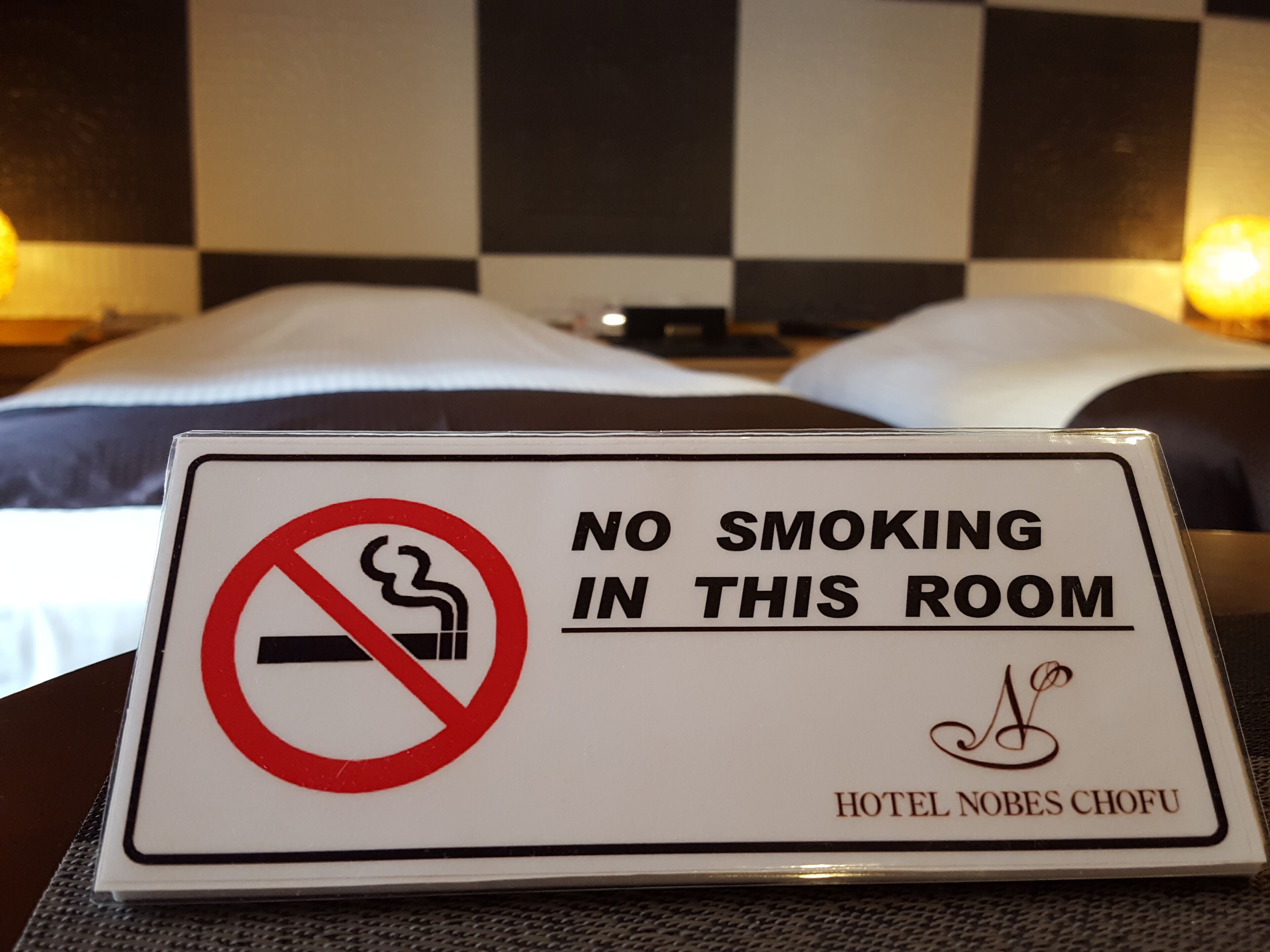 twin room , non smoking | in-room safe, desk, laptop workspace, iron/ironing board