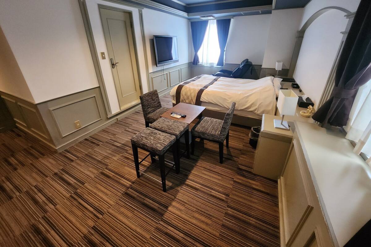 In-room safe, desk, laptop workspace, iron/ironing board (on request)