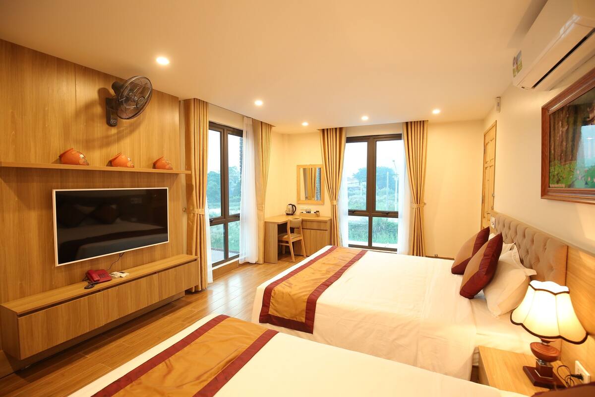 Family Room, Mountain View | Memory foam beds, minibar, in-room safe, desk
