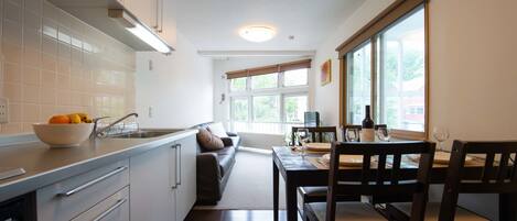 Yukon 3 | Private kitchenette | Fridge, microwave, stovetop, coffee/tea maker