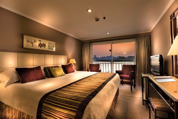 Premium bedding, minibar, in-room safe, individually furnished - Jaz Crown Jewel Nile Cruise - Every Saturday from Luxor for 07 & 04 Nights - Every Wednesday From Aswan for 03 Nights (Luxor)