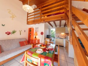 TV - Vacation home Marais by Interhome (Vaux Sur Mer)