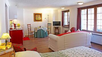 1 Schlafzimmer, Internetzugang