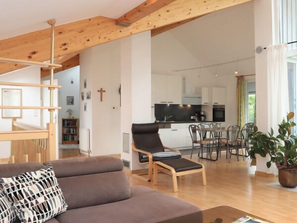 Flachbildfernseher, DVD-Player