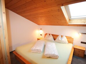 3 bedrooms, WiFi