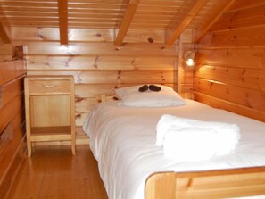 4 bedrooms, WiFi - Chalet Boucaro by Interhome (Nendaz)