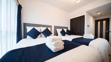 Studio Apartment | Desk, laptop workspace, blackout drapes, free WiFi