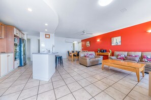 Apartment, 3 Schlafzimmer, 2 Bäder | Wohnbereich