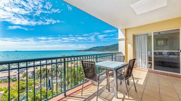 Apartment, 3 Bedrooms, 2 Bathrooms | Balcony view