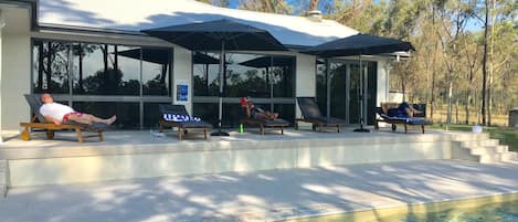 Indoor pool, seasonal outdoor pool, pool loungers