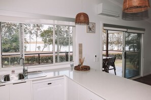 Private kitchen - Salt at South West Rocks (South West Rocks)