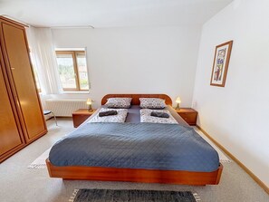 2 bedrooms, internet