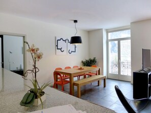 Dining - Apartment Modern by Interhome (Interlaken)