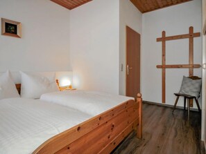 2 bedrooms, Internet