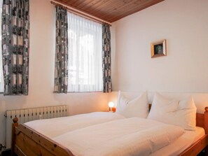 2 bedrooms, Internet