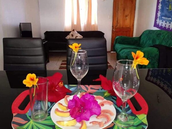 Family Cabin | Private kitchen - Cabañas Taina Meme 2 (Hanga Roa)