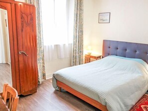 2 bedrooms, desk, free Internet - Beauchesne by Interhome (Saint Malo)