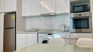 Appartement Deluxe, 1 chambre, terrasse, vue montagne | Cuisine privée