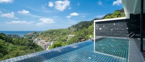 บริเวณภายนอก