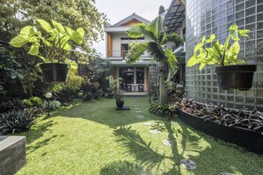 Garden - Collection O Kebon Jeruk Near Taman Balai Kota (Bandung)