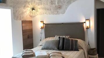 Suite Deluxe (Pietraverde) | Draps en coton égyptien, literie de qualité supérieure