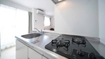 1 Bedroom Apartment (Up to 6 People) | Private kitchen | Fridge, microwave, stovetop, electric kettle