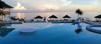 Siquijor Eastern Garan Seaview Resort