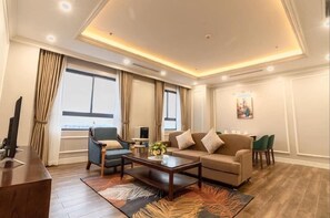 Luxury Apartment, 1 Bedroom | Living area | Smart TV