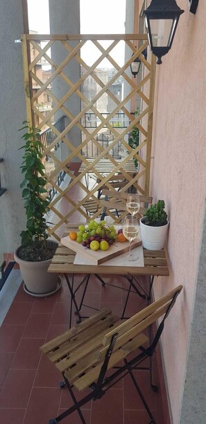 Quadruple Room, Private Bathroom | Balcony - Costa Rooms (Catania)