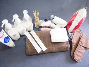 Bathroom amenities