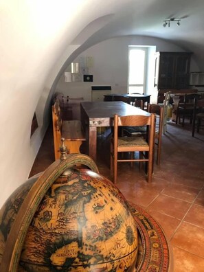 Free daily buffet breakfast  - Il Minotauro (Vittorito)