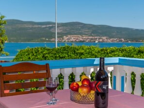 Outdoor dining - Vacation home Milka by Interhome (Novigrad (Zadar))
