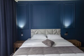 Deluxe Room | Desk, soundproofing, iron/ironing board, free WiFi - The Vorontsovs Hotel (Tbilisi)