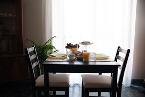 Free daily buffet breakfast  - Casa del Marchese B&B (Riposto)