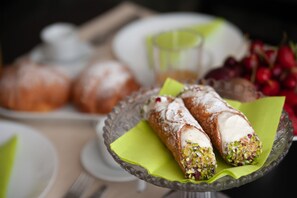 Petit déjeuner buffet compris tous les jours