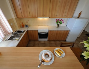 Apartment, Garden View | Private kitchen