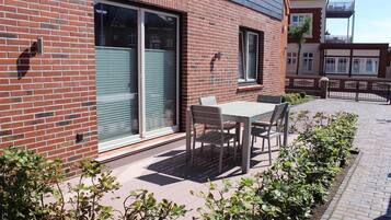 Apartment (Memmert) | Terrace/patio