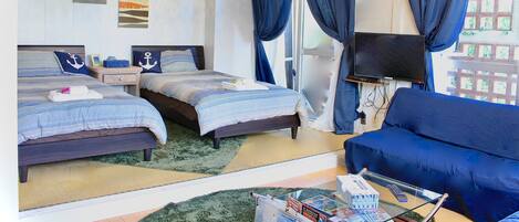 Căn hộ | Khu phòng khách | TV màn hình phẳng, đầu đĩa DVD