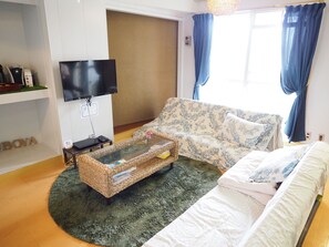 아파트 | 거실 | 평면 TV, DVD 플레이어