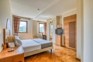 Classic Double Room | Frette Italian sheets, premium bedding, down comforters, pillowtop beds