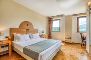 經典雙人房 | 義大利 Frette 床單、高級寢具、羽絨被、舒適加層