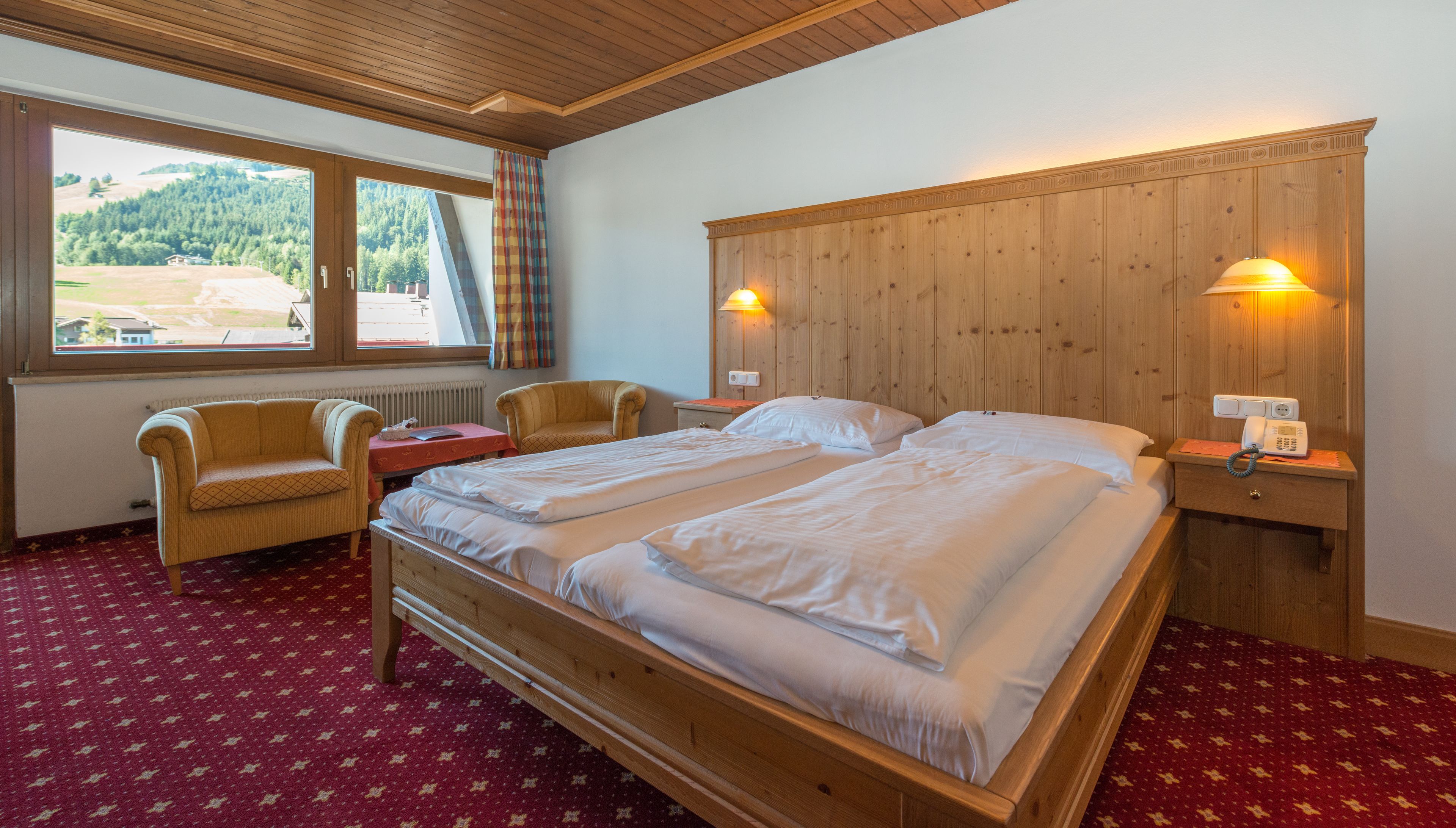 1 bedroom, desk, free wifi, bed sheets