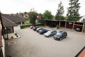 Parken ohne Service (kostenlos)