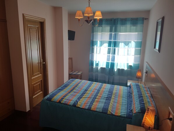 Free WiFi, bed sheets - Casa Poy (Becerrea)