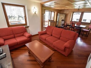 TV - Cesa Galadriel by Interhome (Canazei)