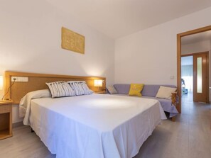 2 dormitorios y Internet