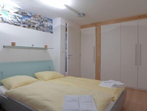 1 chambre, fer et planche à repasser, Wi-Fi