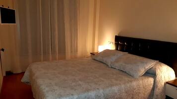 1 Schlafzimmer, Bügeleisen/Bügelbrett, Bettwäsche, Rollstuhlgeeignet