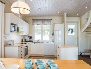 Frigorífic, microones i rentaplats 